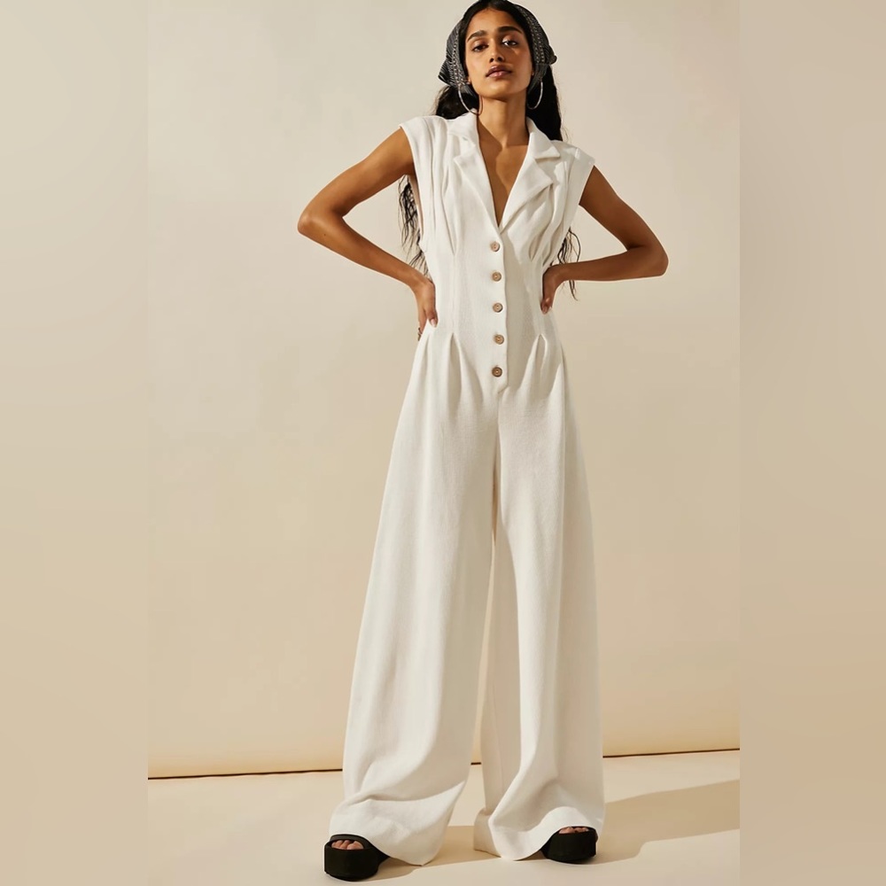 Jumpsuit Shasta One-Piece Free people. Color SAGE